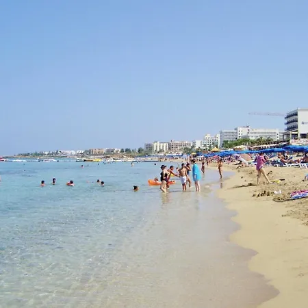 Βίλα Exquisite Bulat 4 Bedrooms Beachfront