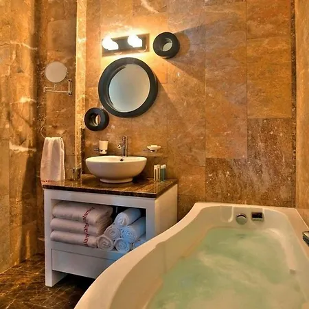 Villa Exquisite Bulat 4 Bedrooms Beachfront Amazing Sea Views Private Outdoor Pool Furished Sun Terrace Ellinon *