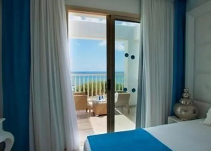 Exquisite Bulat 4 Bedrooms Beachfront Protaras