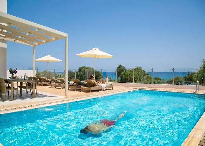 Exquisite Bulat 4 Bedrooms Beachfront *